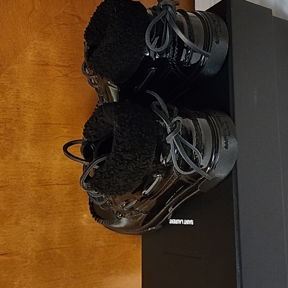 Authentic Yves Saint Laurent Patent Leather New Sneakers - Picture 2 of 3